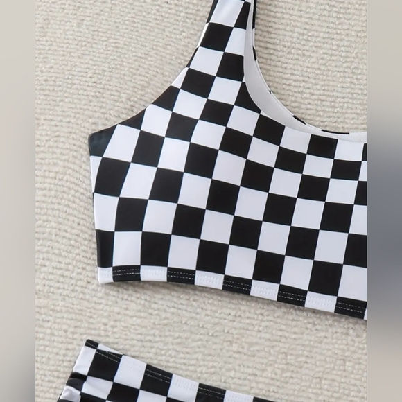 2 For $40NEW! Checkered Black and White Women's Swimwear NWT! Size Large - Picture 3 of 4
